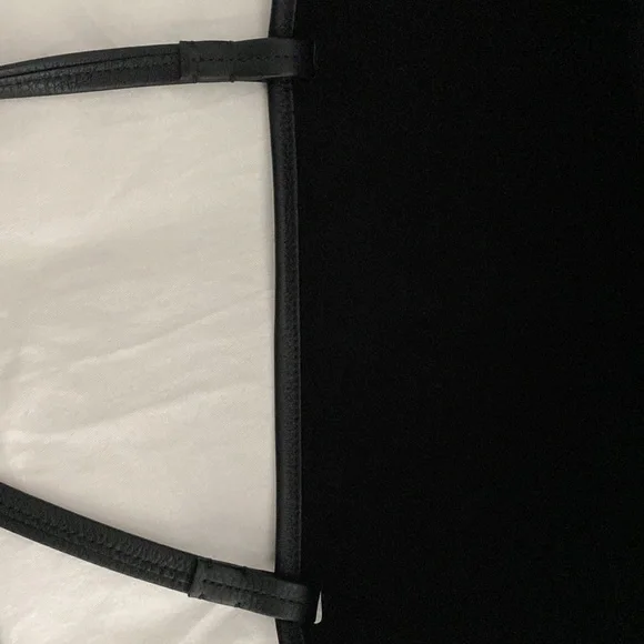 The Row - Picture 10 of 16